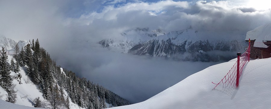 Photo_0074967_Panasonic_Lumix_TZ5 - 6436x2597-SCUN-Smartblend
